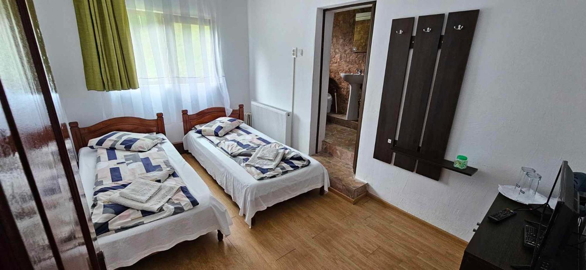 Cabana Cerbu Bozovici Exteriér fotografie