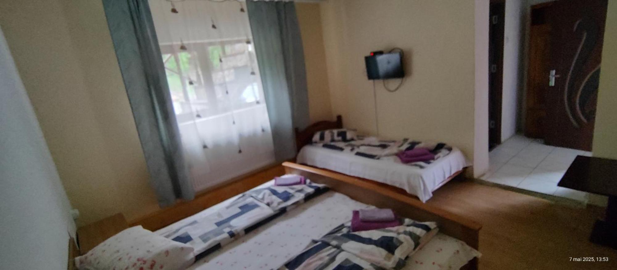 Cabana Cerbu Bozovici Exteriér fotografie